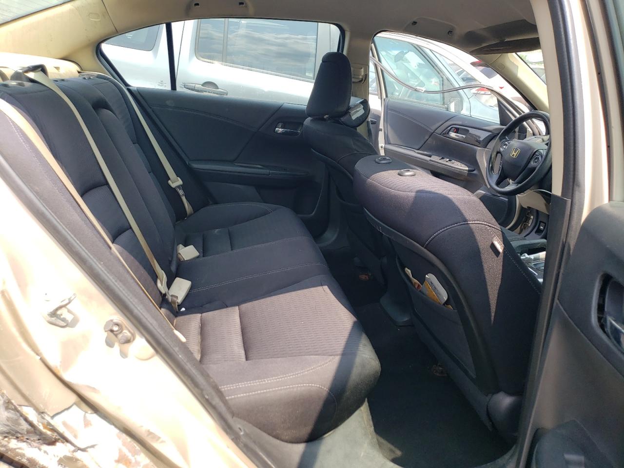 2014 HONDA ACCORD photo 19