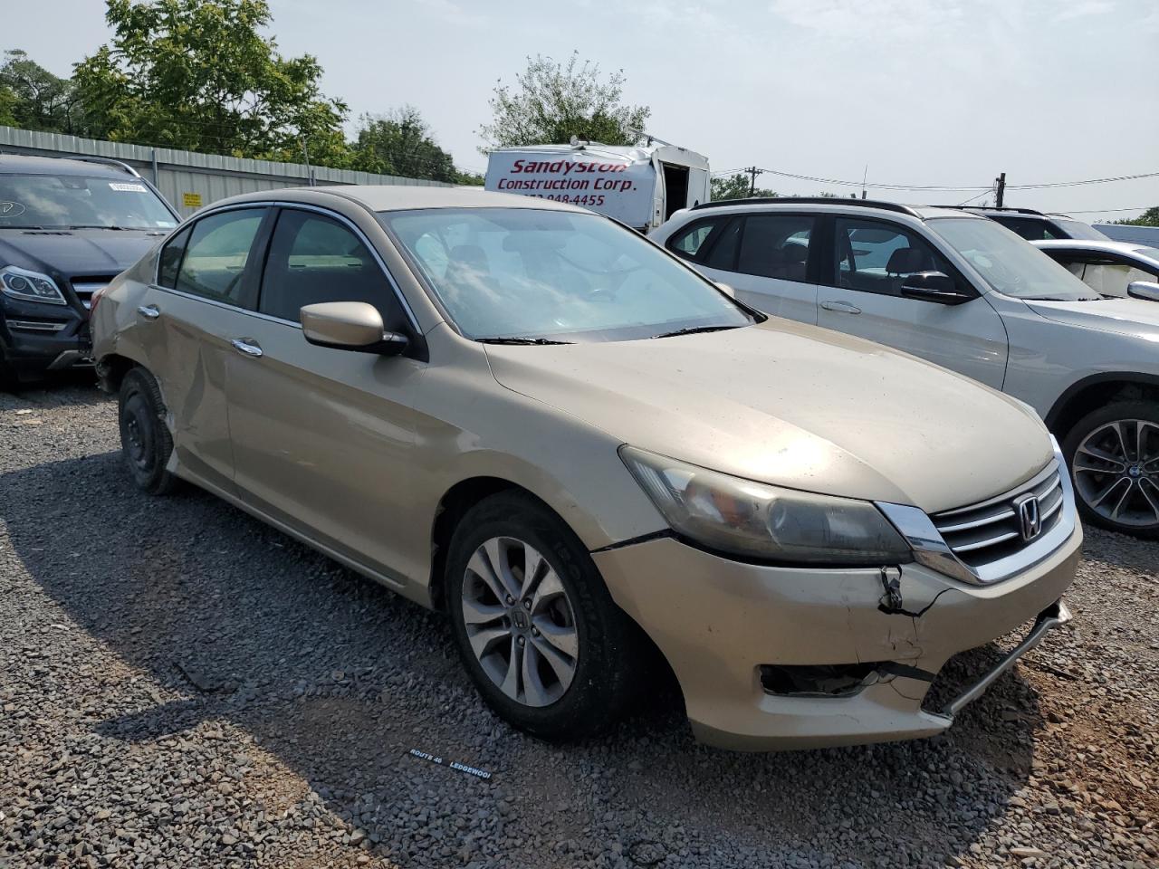 2014 HONDA ACCORD photo 7