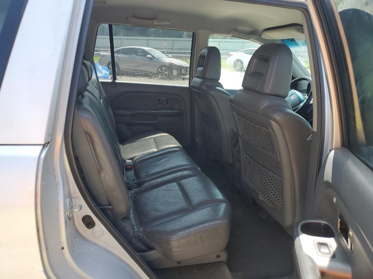 2003 HONDA PILOT EXL photo 19