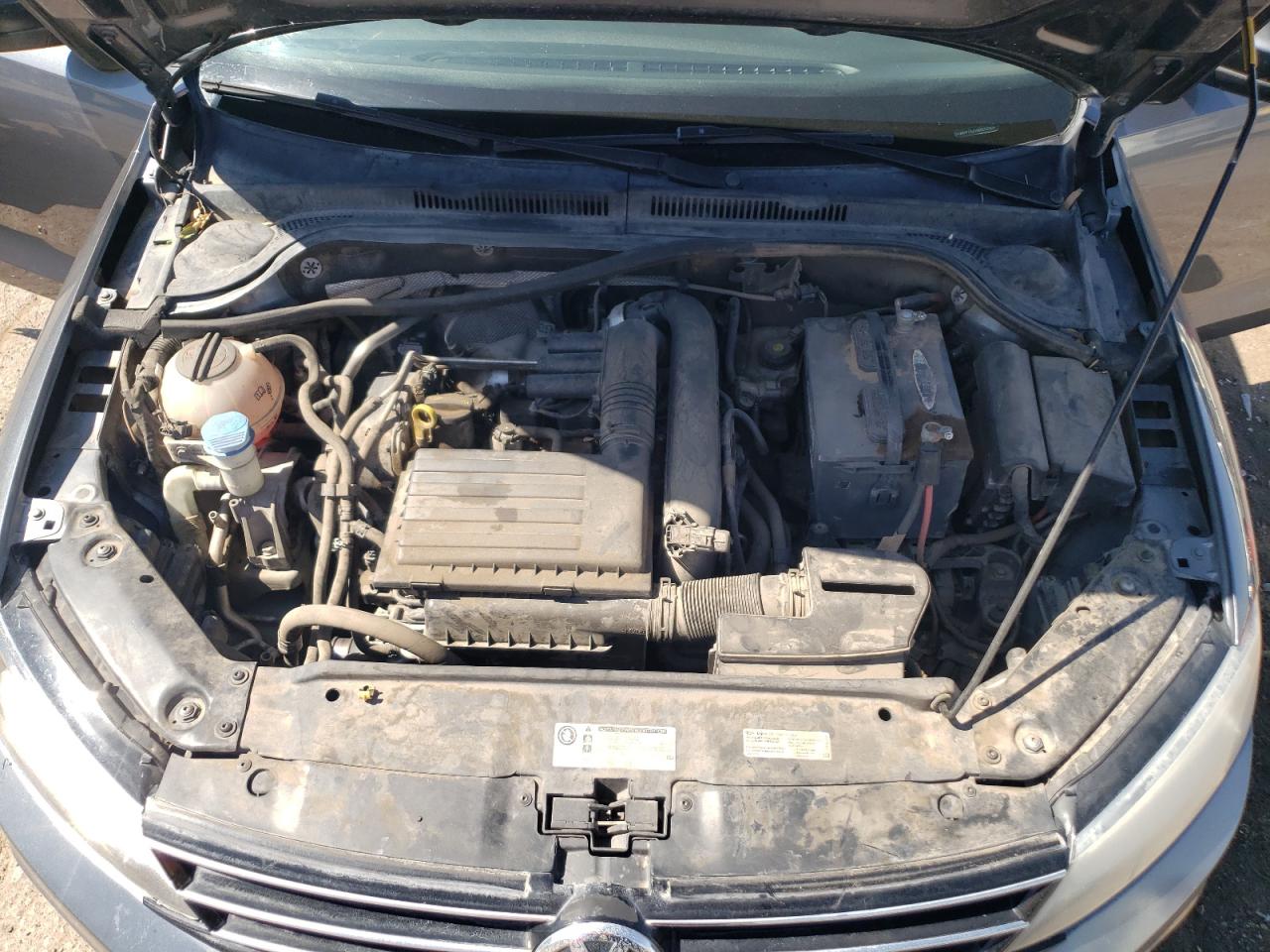 2016 VOLKSWAGEN JETTA SE photo 21