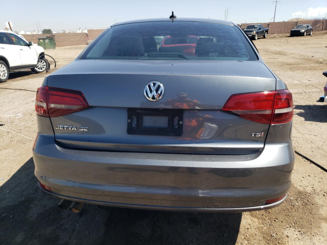 2016 VOLKSWAGEN JETTA SE photo 11