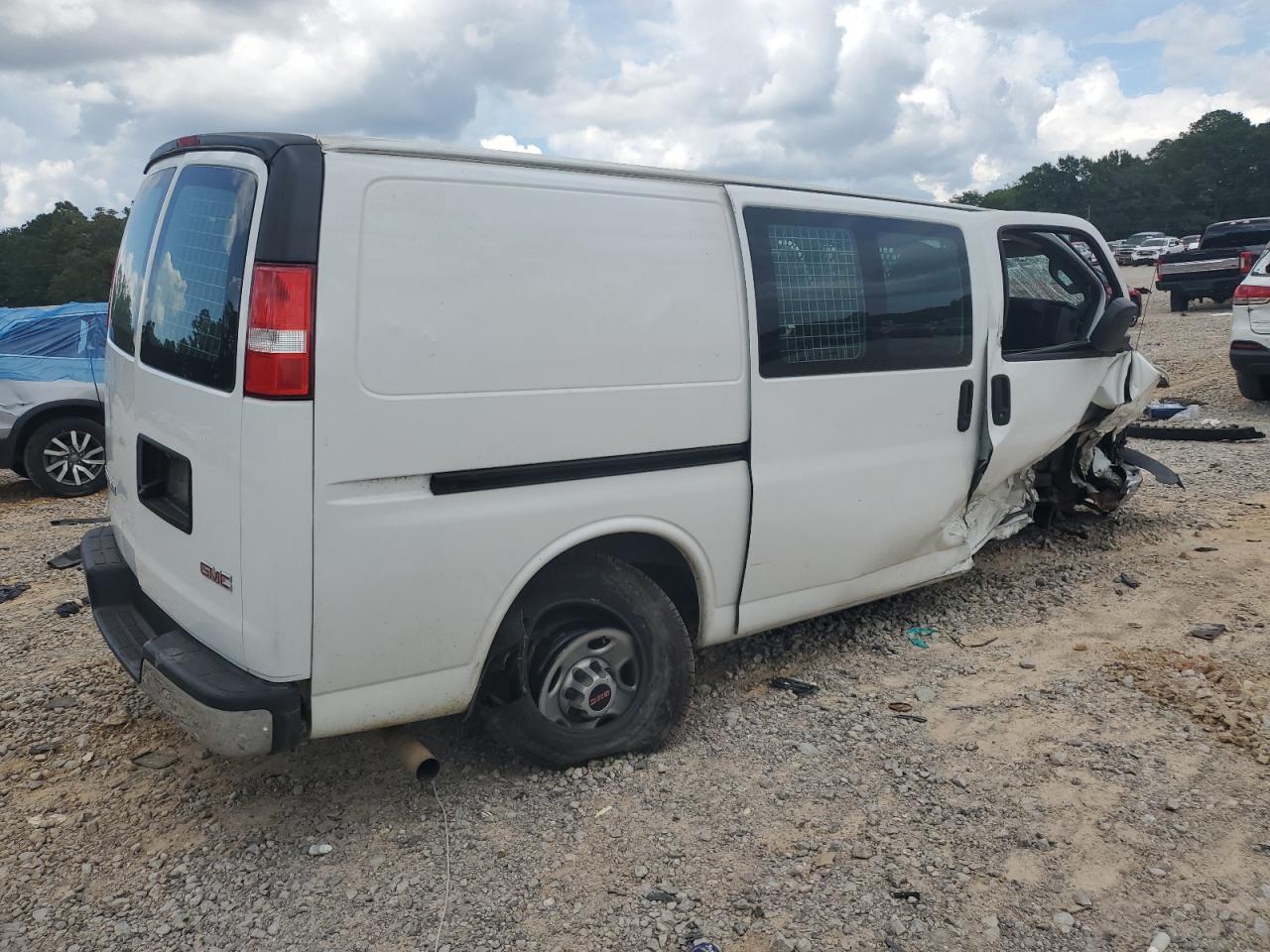 2019 GMC SAVANA G2500 photo 7