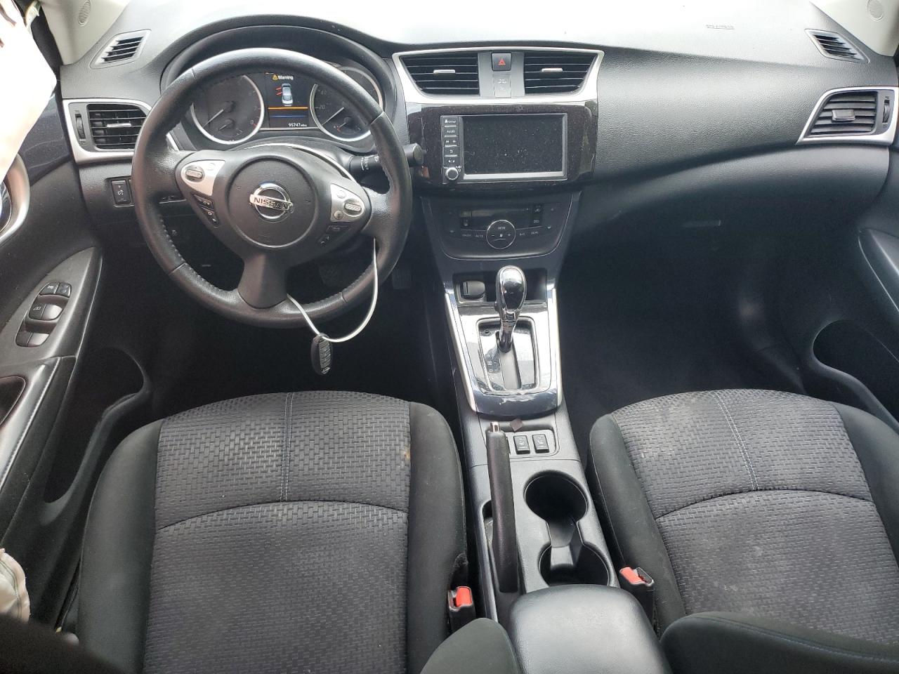 2019 NISSAN SENTRA SR photo 8