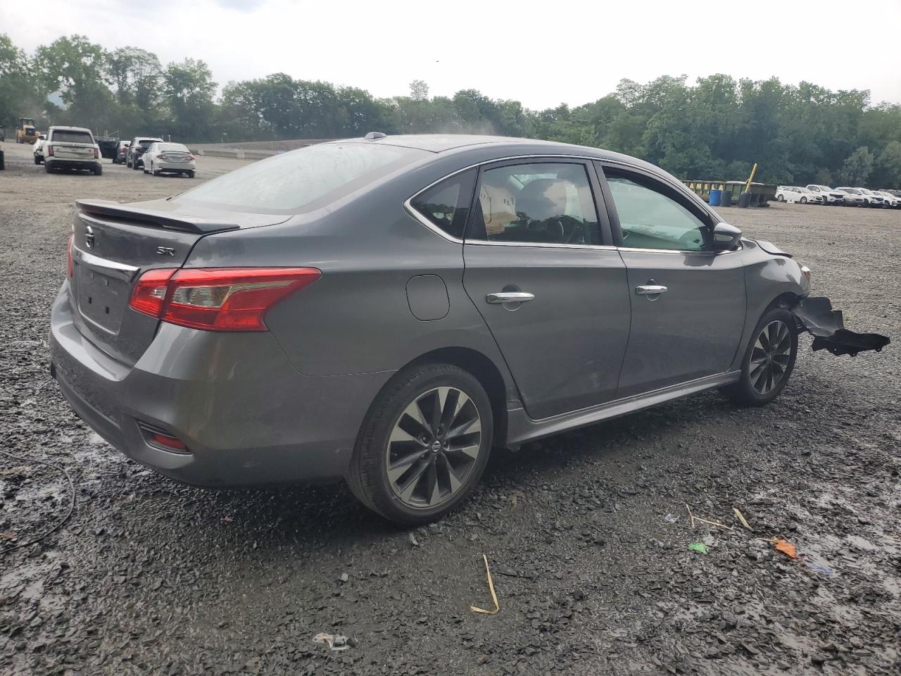 2019 NISSAN SENTRA SR photo 3