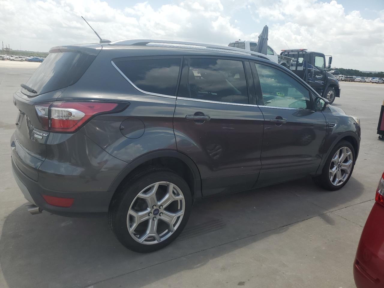 2017 FORD ESCAPE TITANIUM photo 5