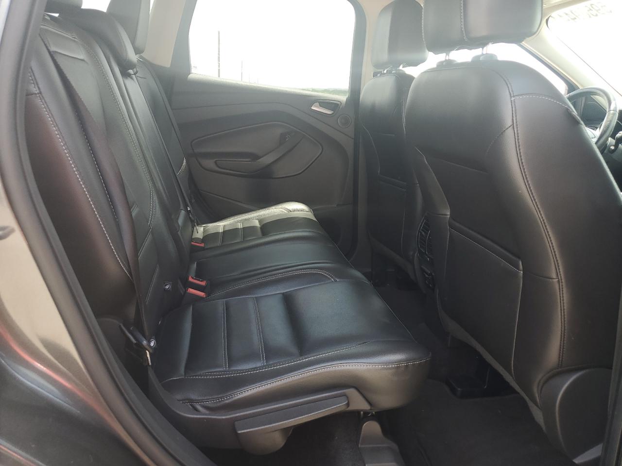 2017 FORD ESCAPE TITANIUM photo 19