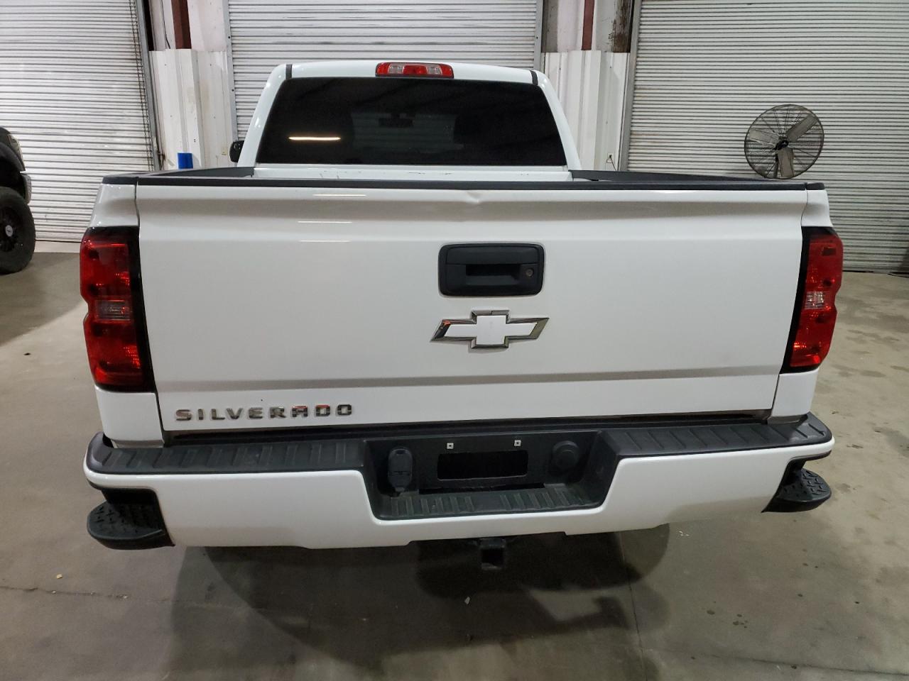 2017 CHEVROLET SILVERADO C1500 CUSTOM photo 6