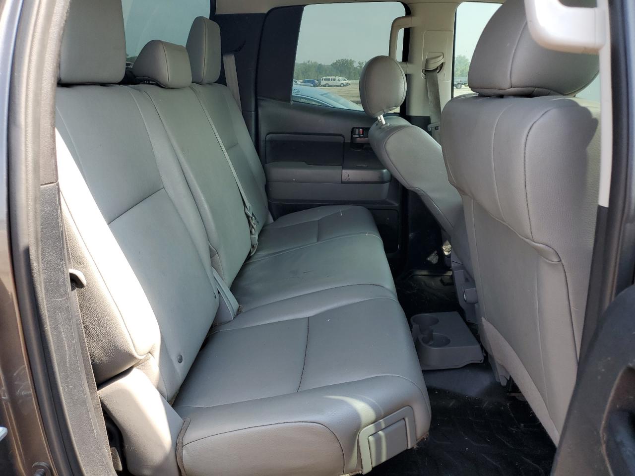 2011 TOYOTA TUNDRA DOUBLE CAB SR5 photo 10