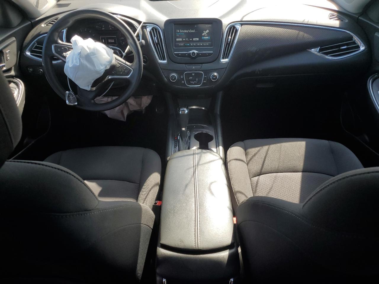 2018 CHEVROLET MALIBU LT photo 15