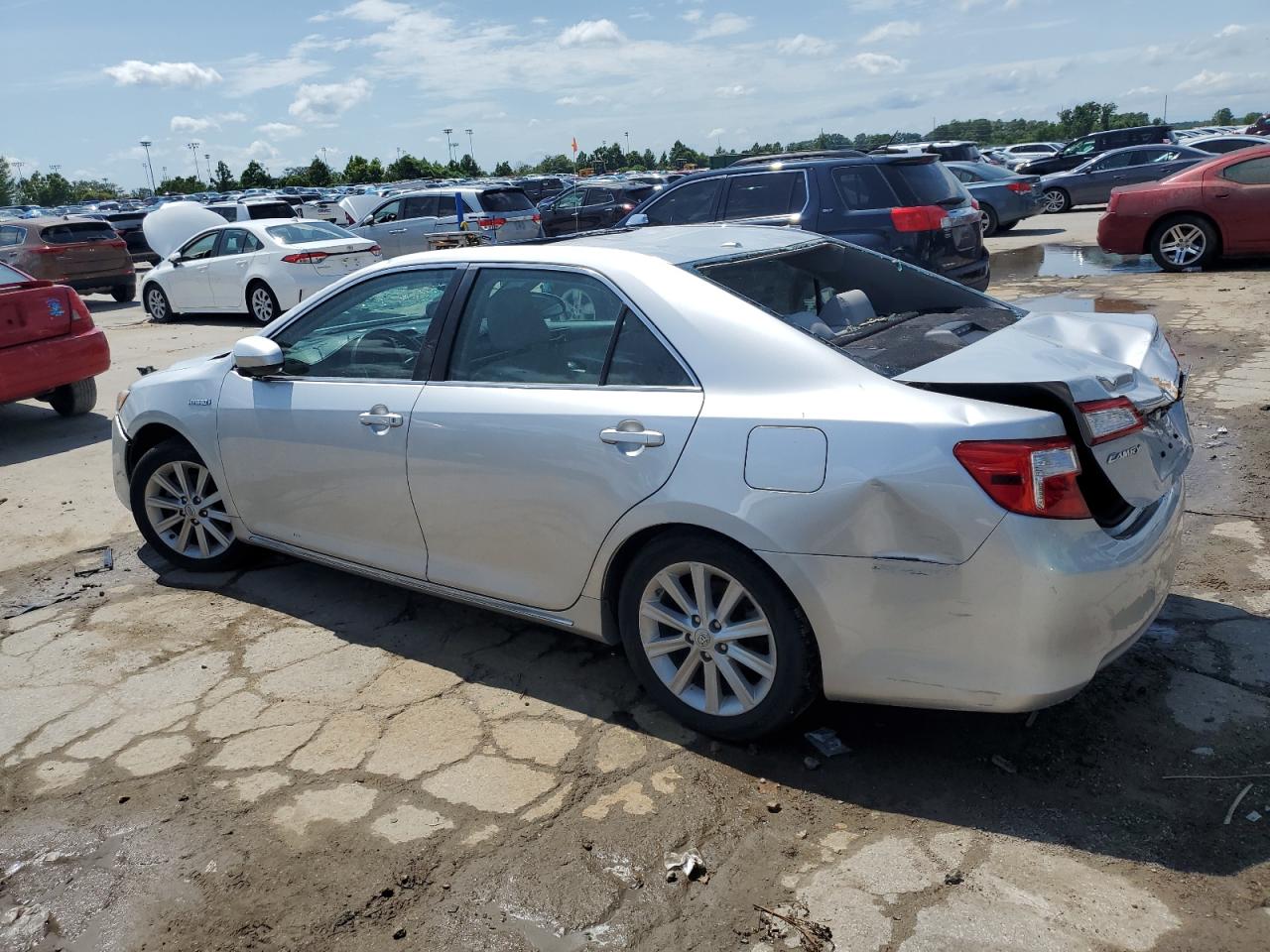 2014 TOYOTA CAMRY HYBRID photo 3