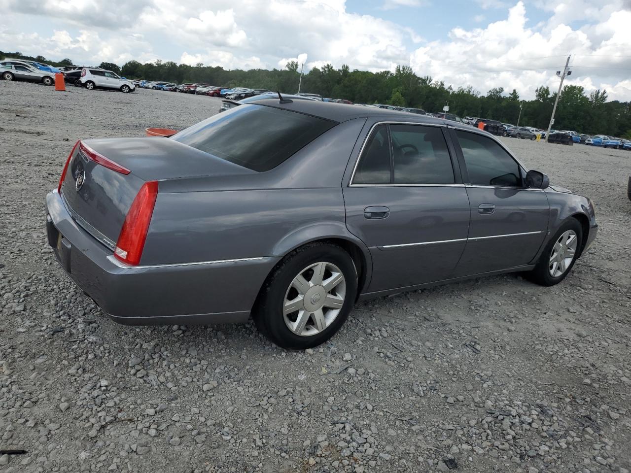 2007 CADILLAC DTS photo 5