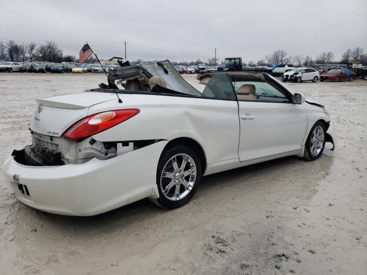 2006 TOYOTA CAMRY SOLARA SE photo 3