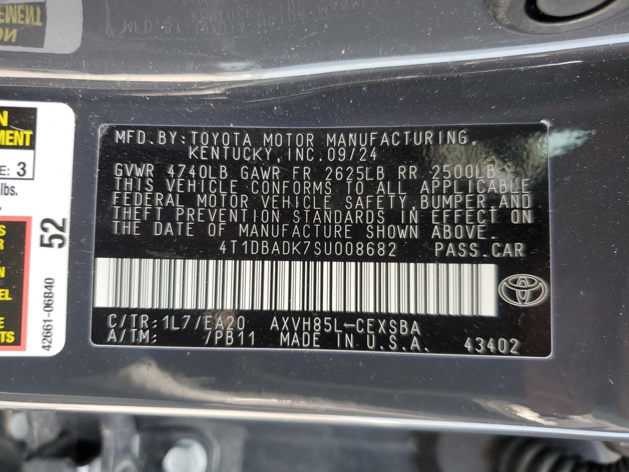 2025 TOYOTA CAMRY SE photo 13