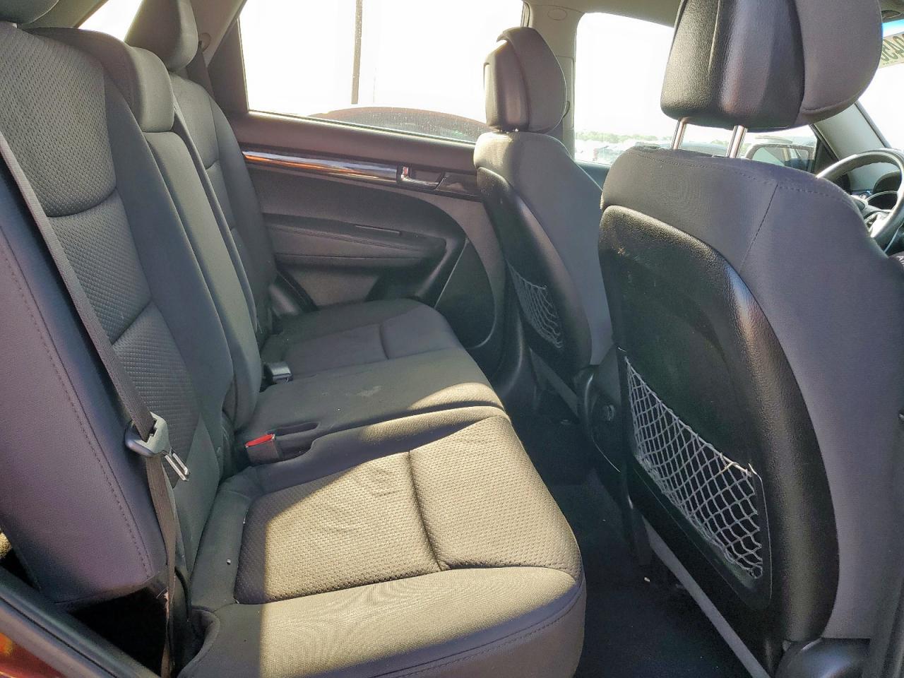 2012 KIA SORENTO LX photo 28