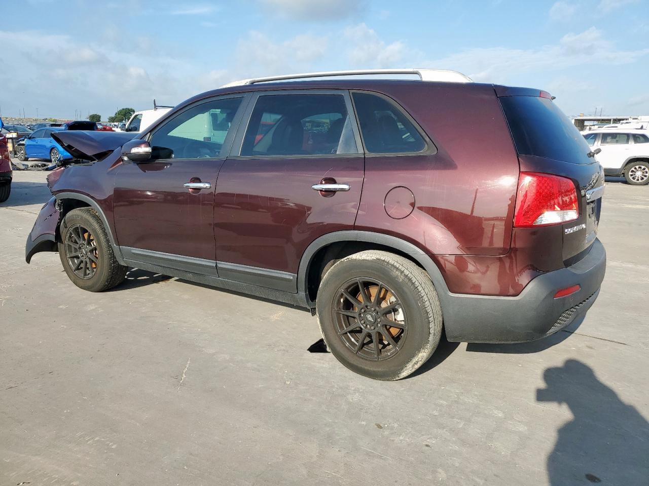 2012 KIA SORENTO LX photo 4