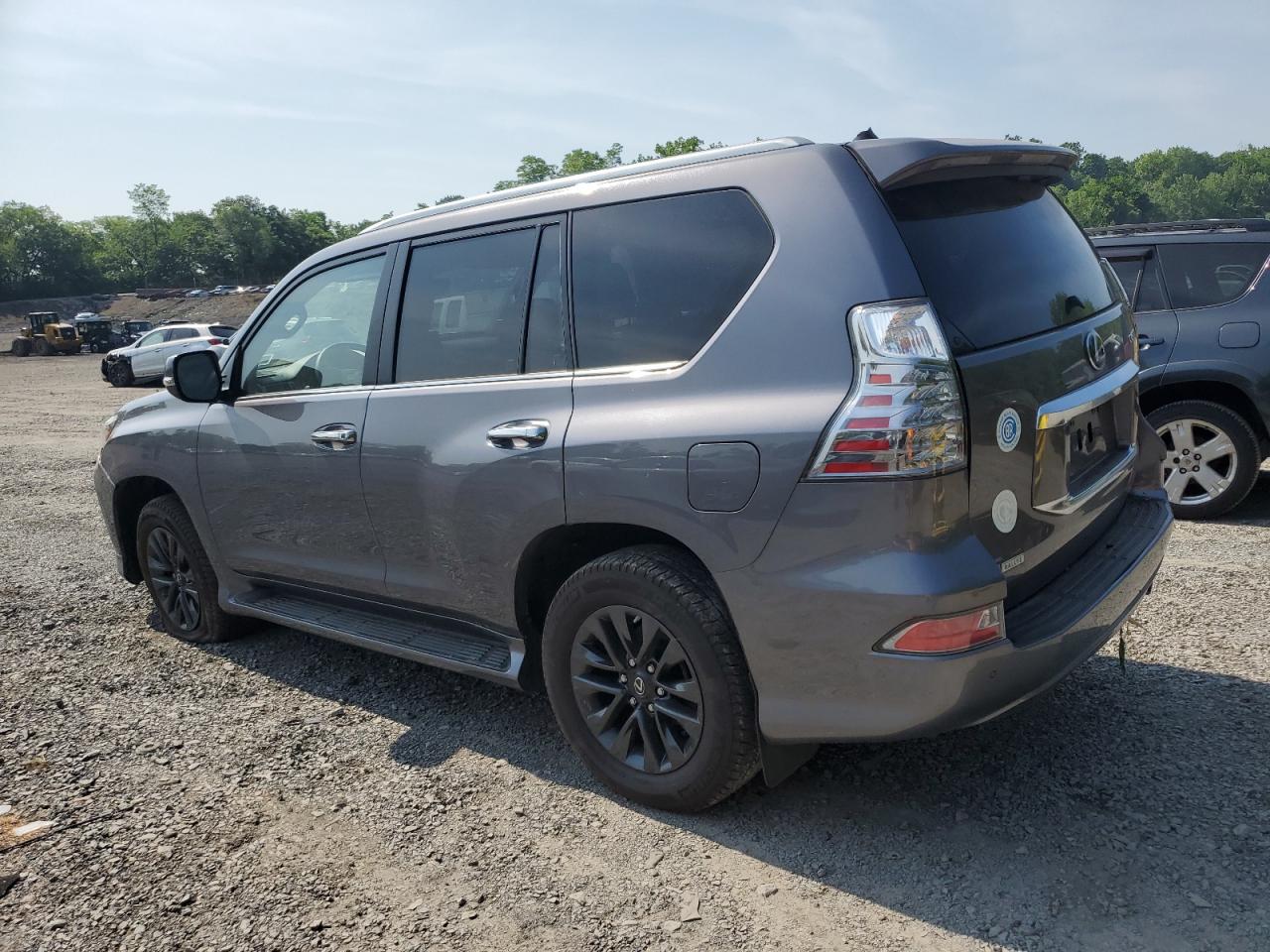 2022 LEXUS GX 460 photo 2