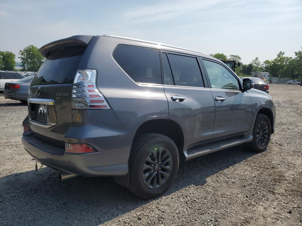 2022 LEXUS GX 460 photo 3