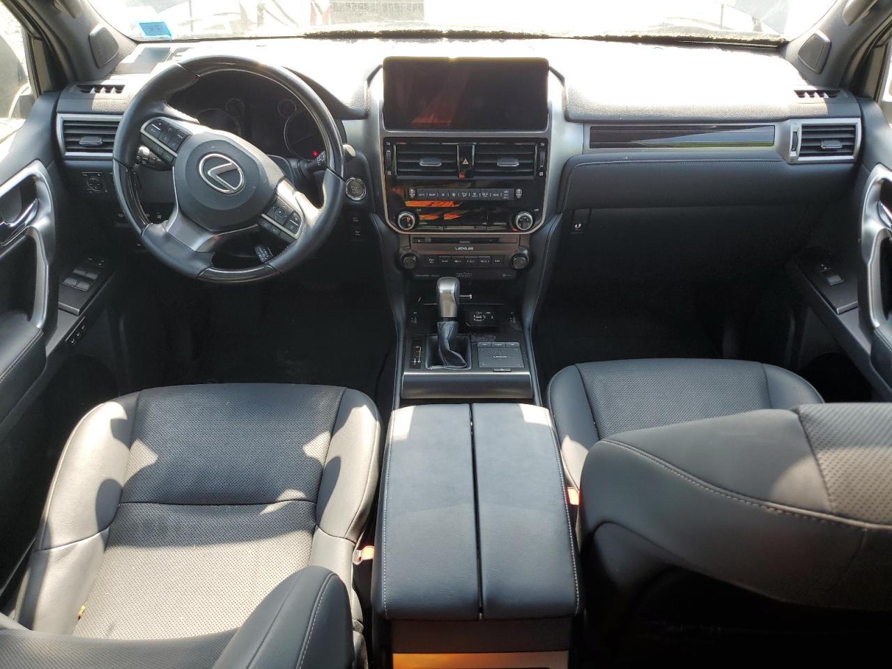 2022 LEXUS GX 460 photo 8