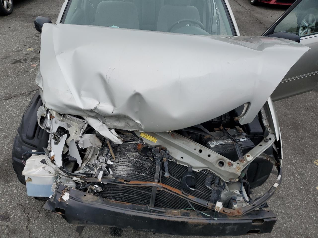 2003 TOYOTA CAMRY LE photo 31