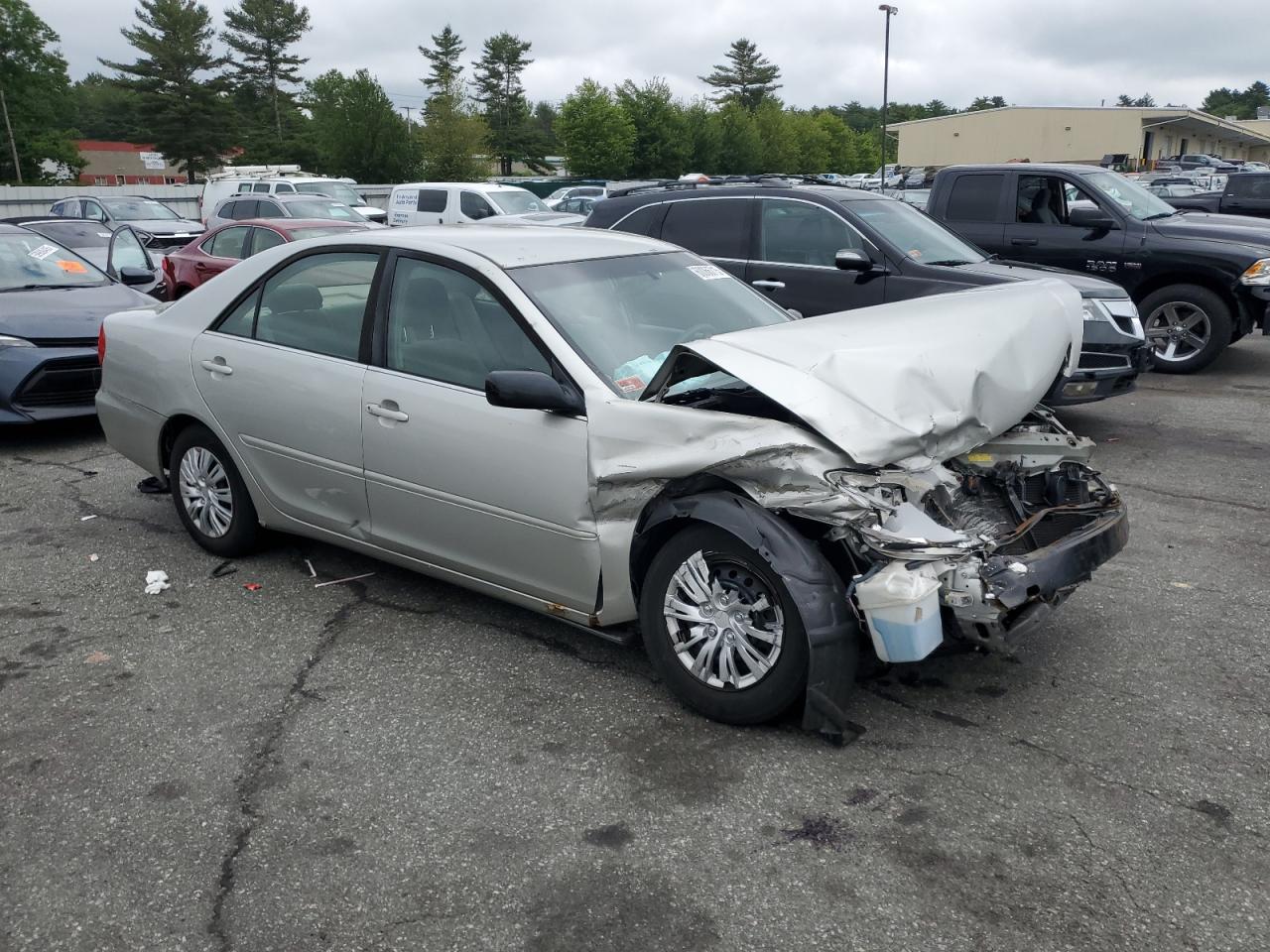 2003 TOYOTA CAMRY LE photo 10