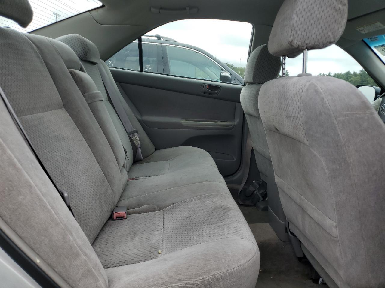 2003 TOYOTA CAMRY LE photo 28