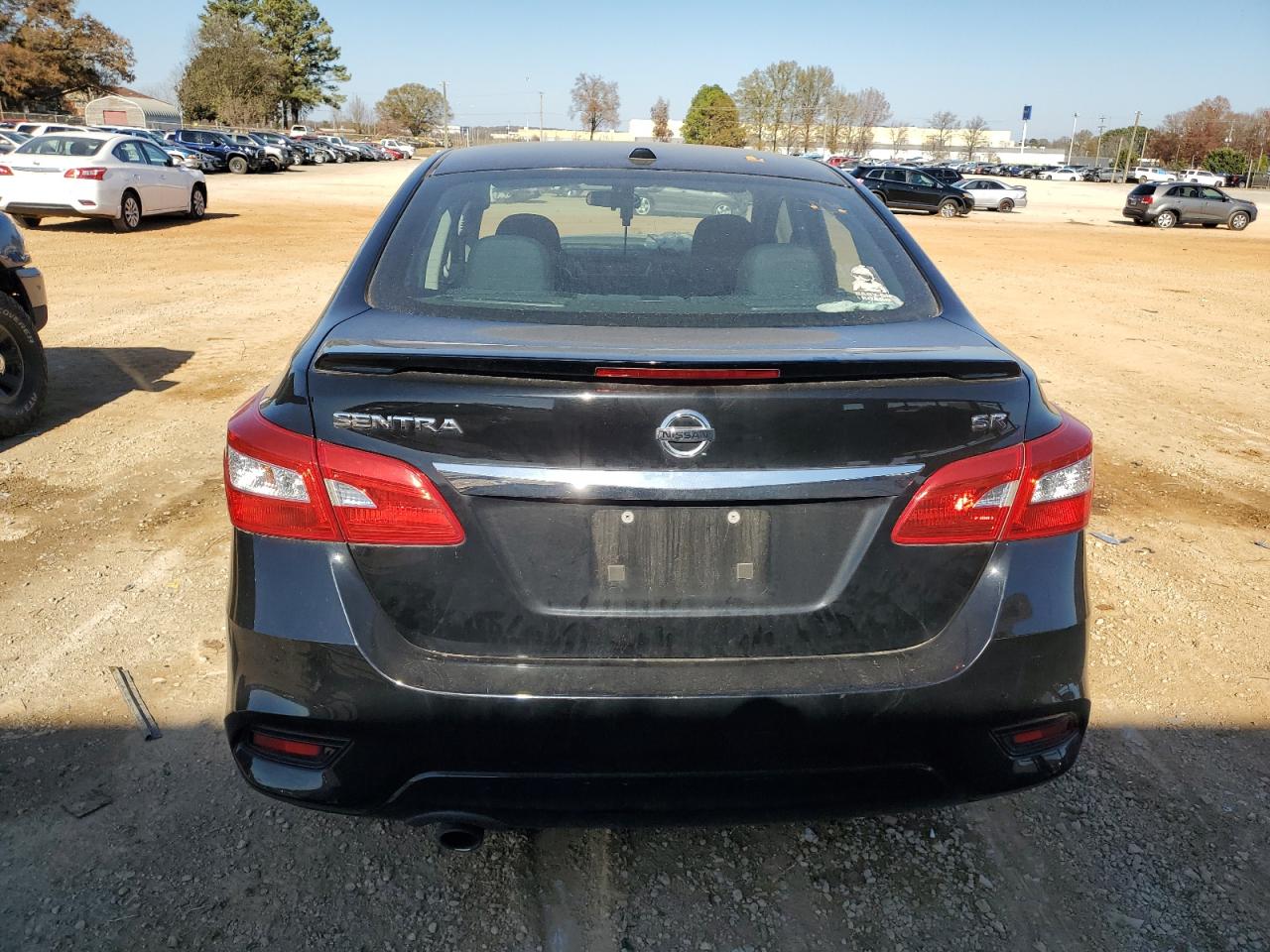 2019 NISSAN SENTRA S photo 11