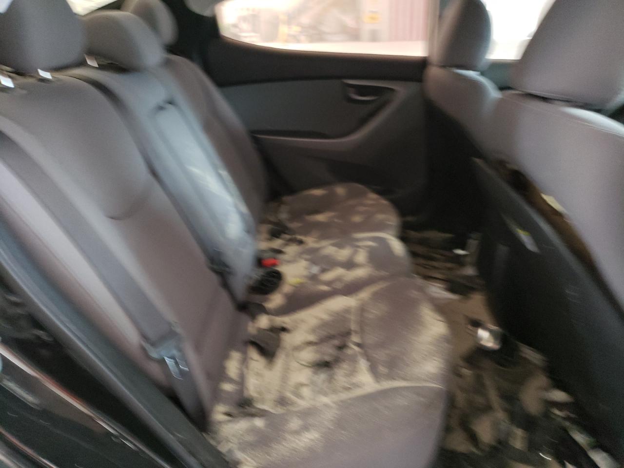 2014 HYUNDAI ELANTRA SE photo 19