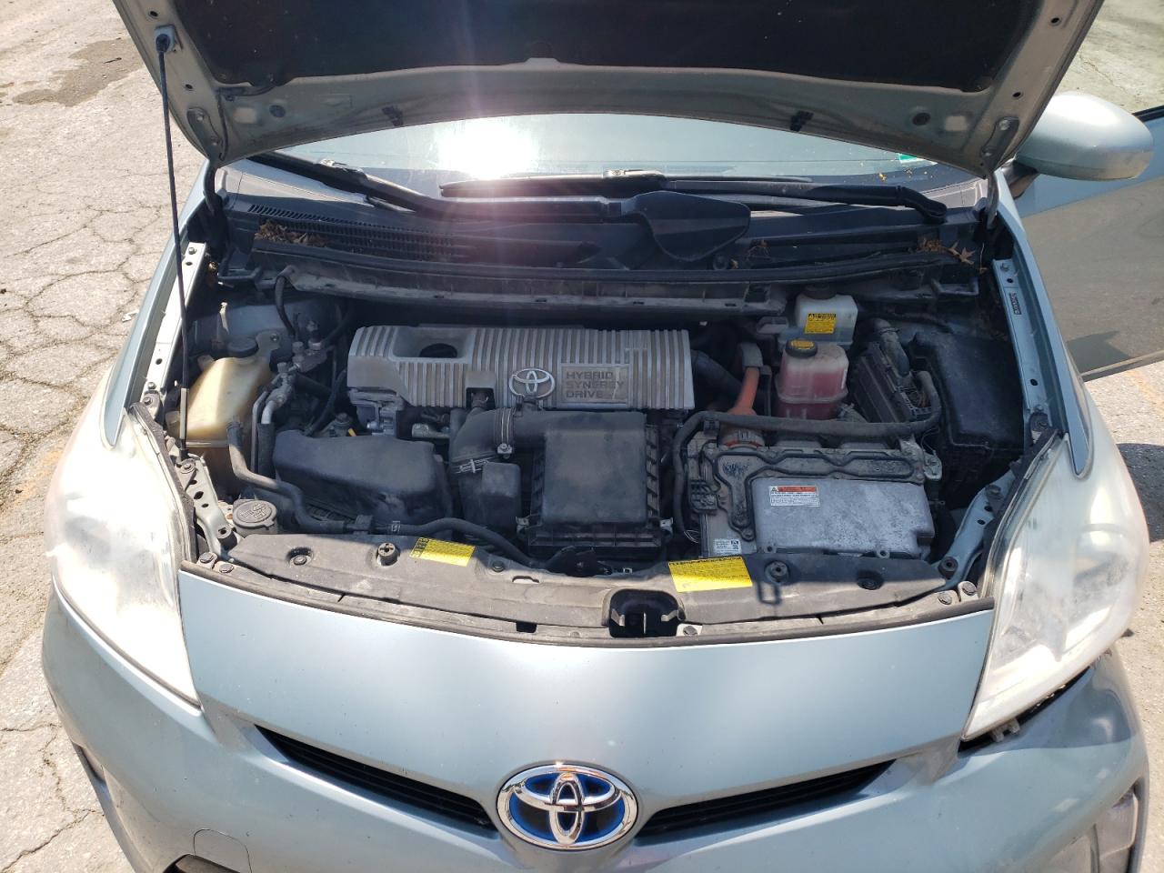 2012 TOYOTA PRIUS photo 34