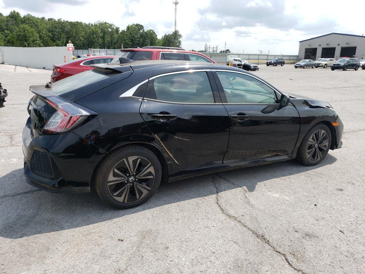 2017 HONDA CIVIC EX photo 5