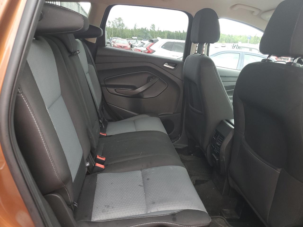 2017 FORD ESCAPE SE photo 11