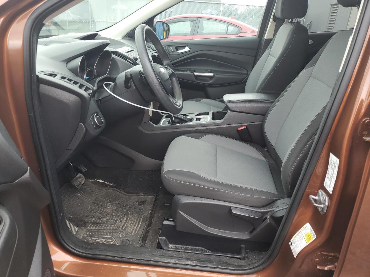 2017 FORD ESCAPE SE photo 7