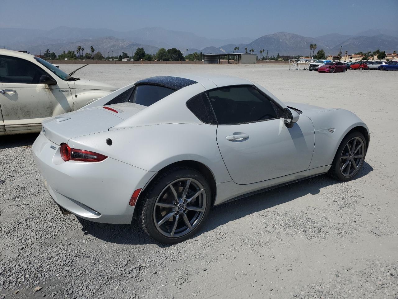 2017 MAZDA MX-5 MIATA GRAND TOURING photo 3