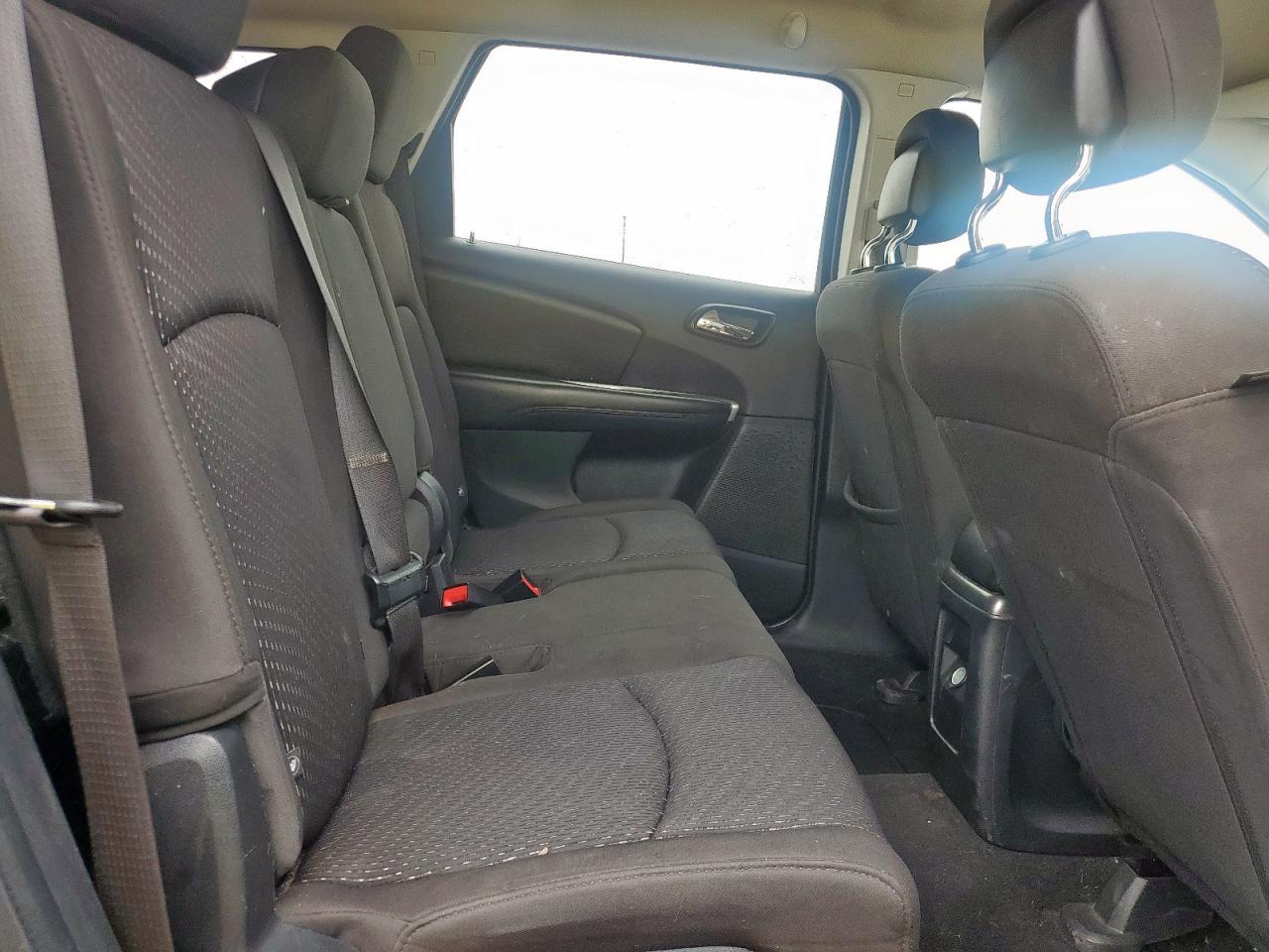 2017 DODGE JOURNEY SE photo 31