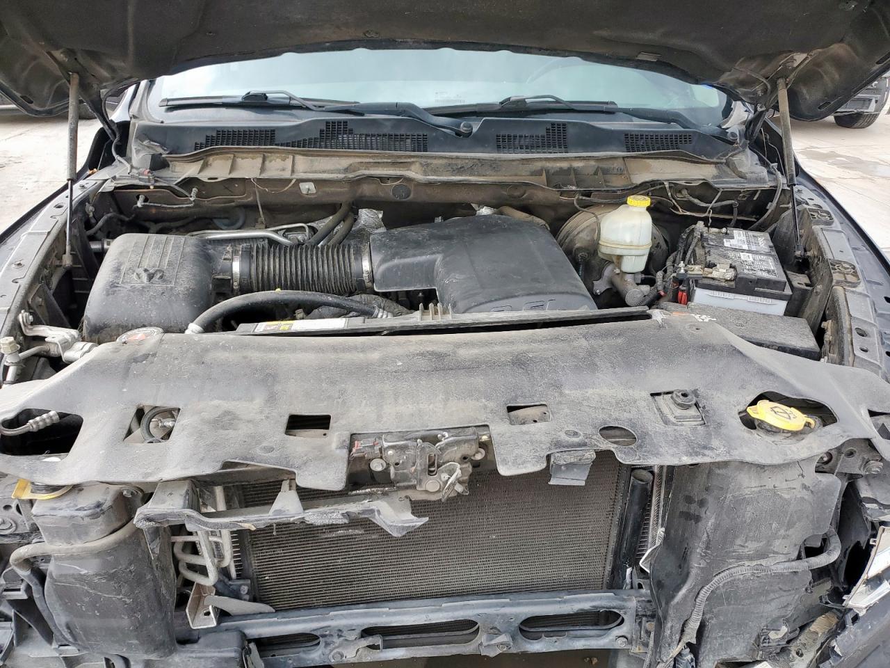 2016 RAM 1500 SLT photo 21