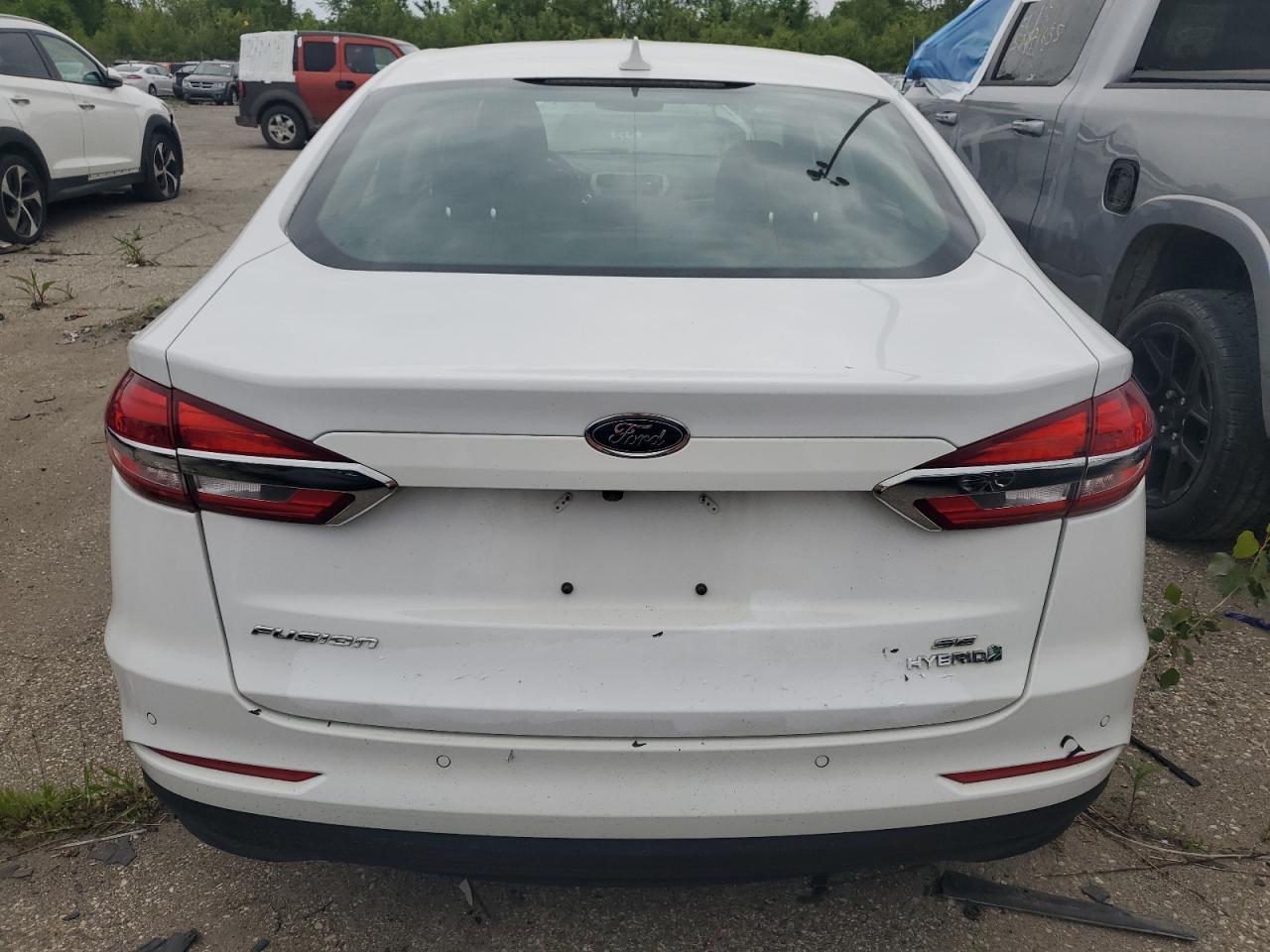 2019 FORD FUSION SE photo 6