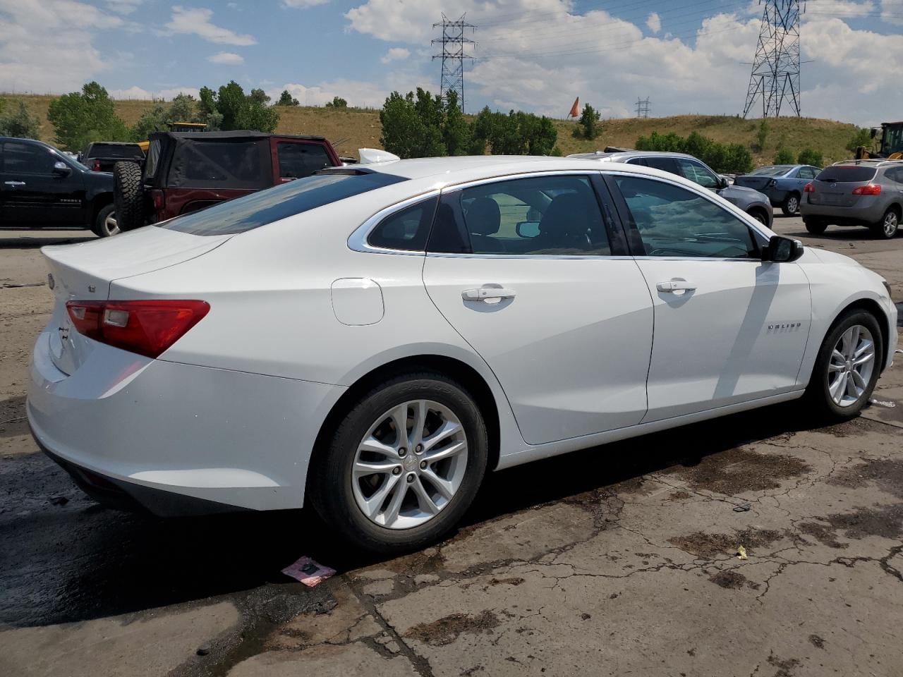 2017 CHEVROLET MALIBU LT photo 7