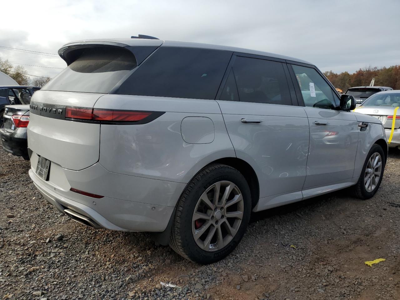 2024 LAND ROVER RANGE ROVER SPORT DYNAMIC SE photo 5