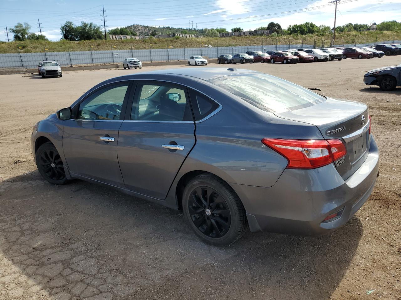 2019 NISSAN SENTRA S photo 4