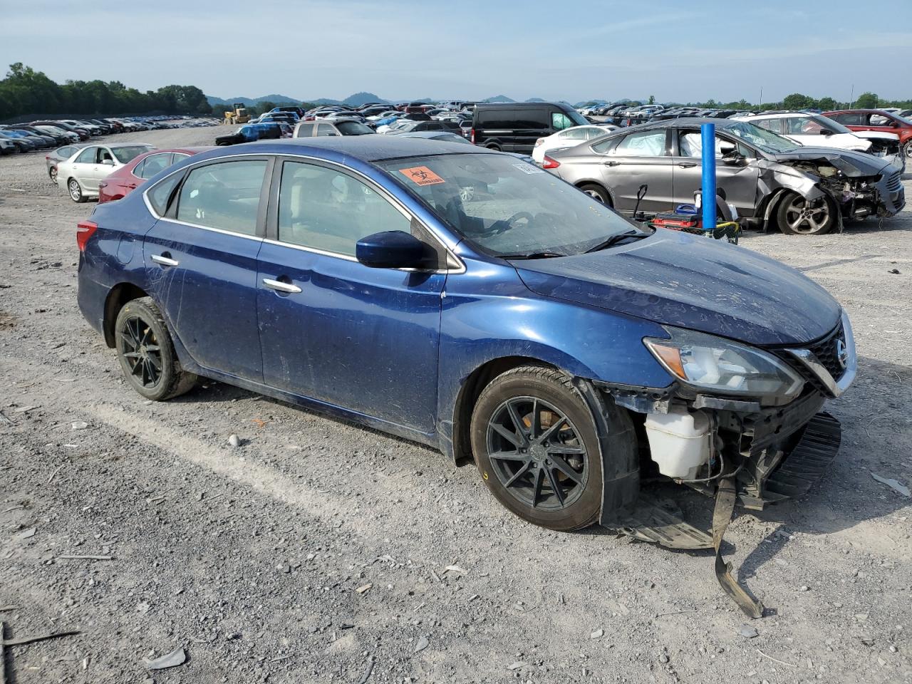 2016 NISSAN SENTRA S photo 4