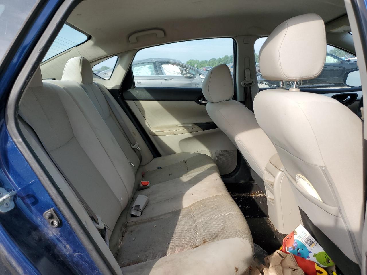 2016 NISSAN SENTRA S photo 10
