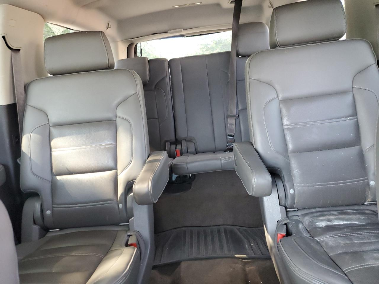 2015 GMC YUKON XL DENALI photo 19