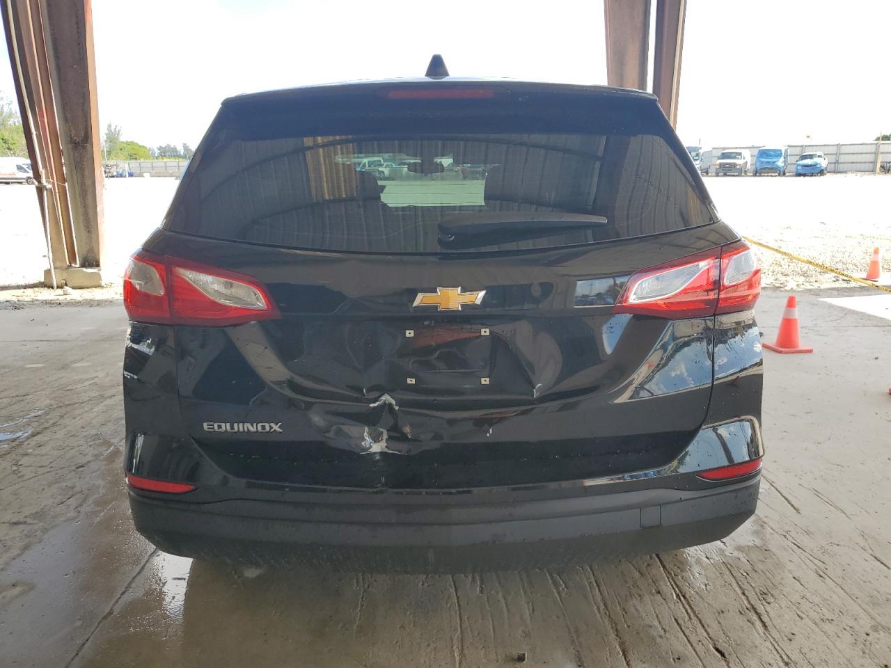 2019 CHEVROLET EQUINOX LS photo 11