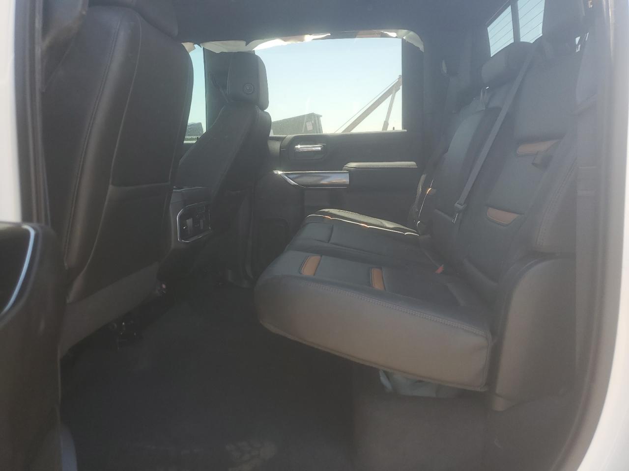 2020 GMC SIERRA K2500 AT4 photo 19
