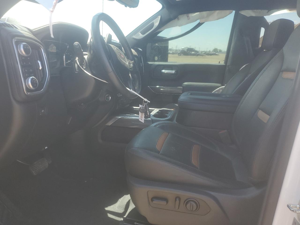 2020 GMC SIERRA K2500 AT4 photo 13