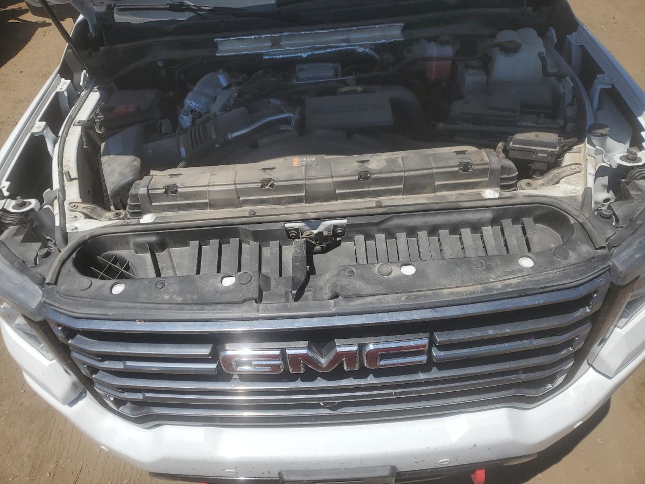 2020 GMC SIERRA K2500 AT4 photo 21