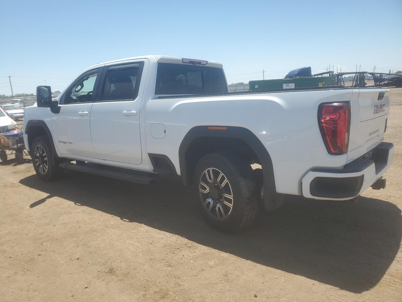 2020 GMC SIERRA K2500 AT4 photo 3