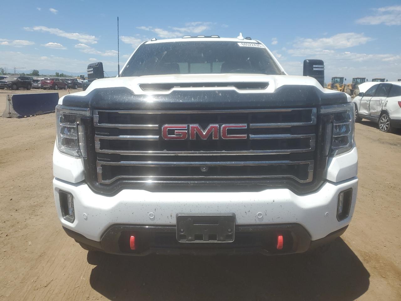2020 GMC SIERRA K2500 AT4 photo 9
