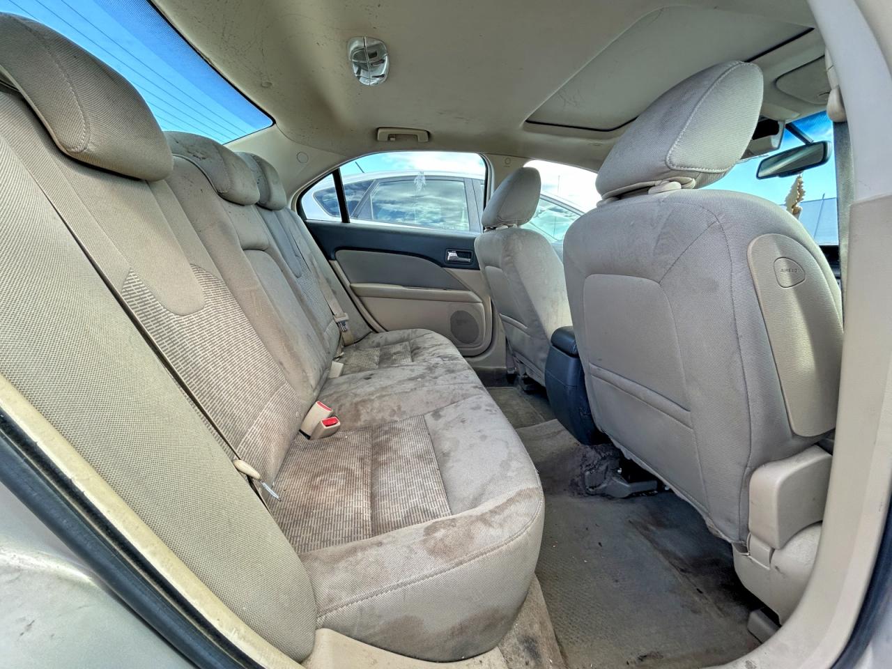 2010 FORD FUSION SE photo 19