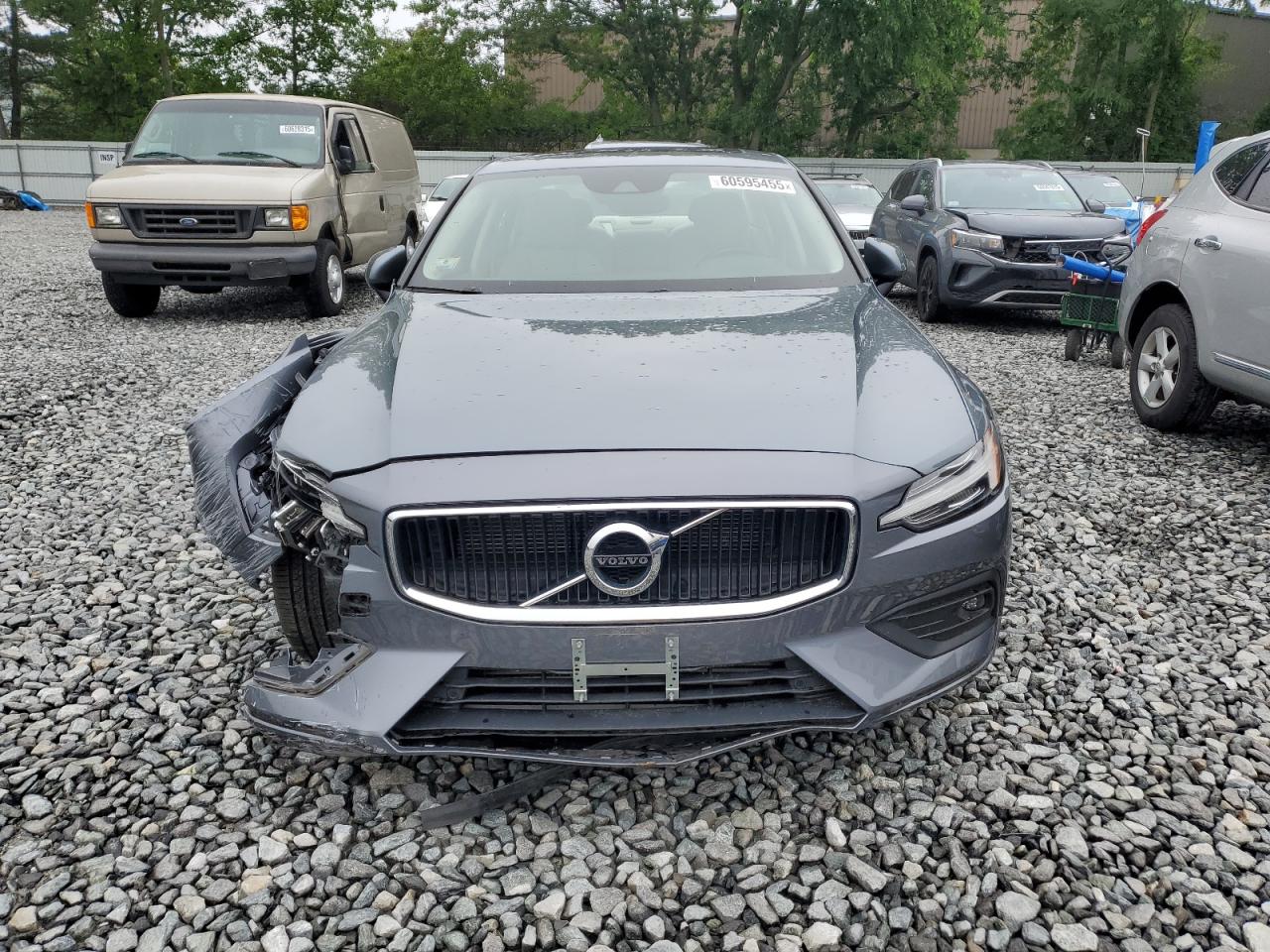2021 VOLVO S60 T6 MOMENTUM photo 5