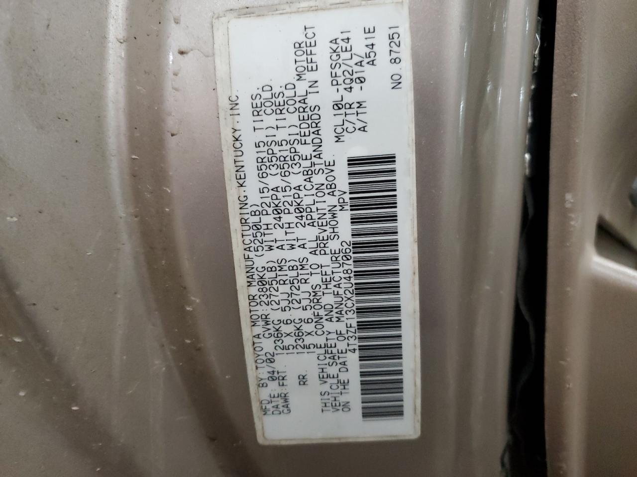 2002 TOYOTA SIENNA XLE photo 37